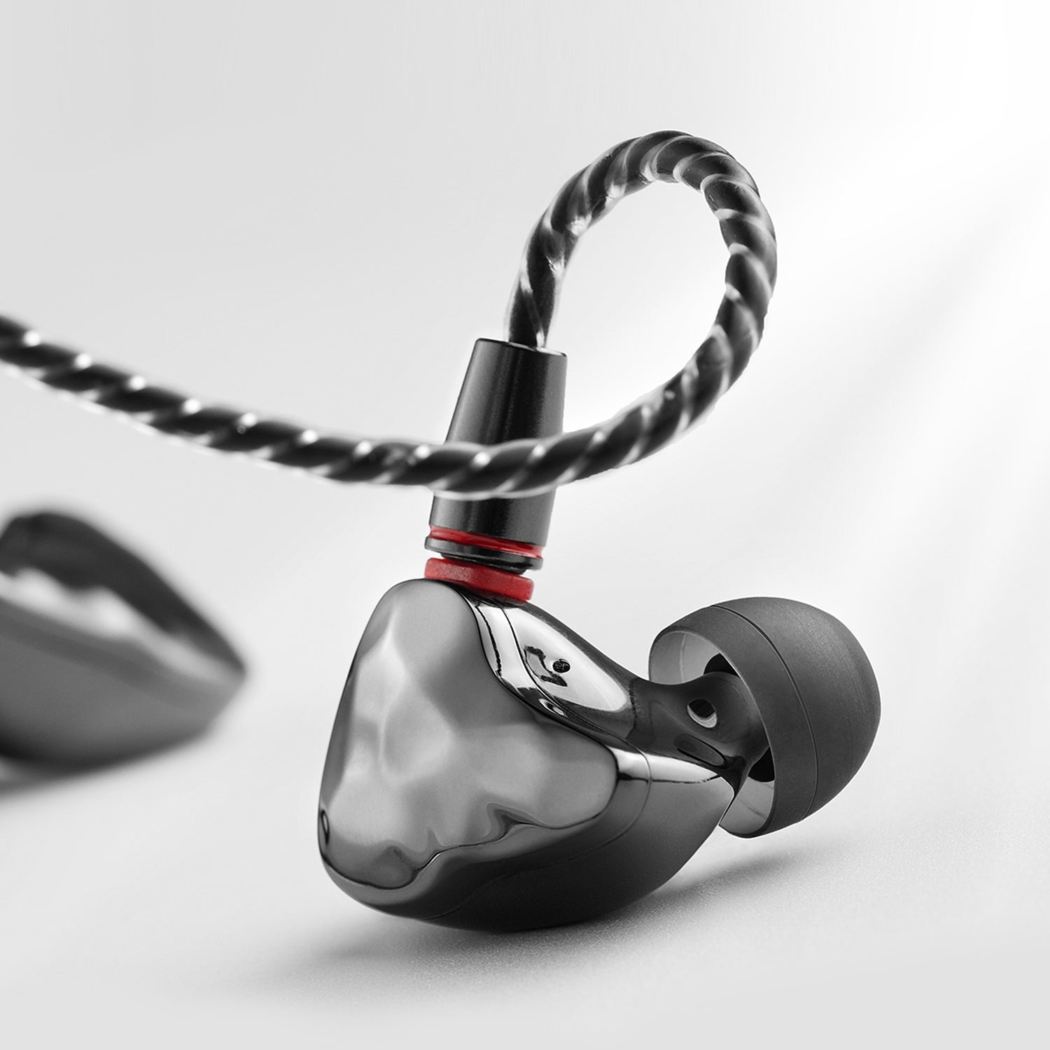 Ikko Obsidian OH10 In-Ear Monitors